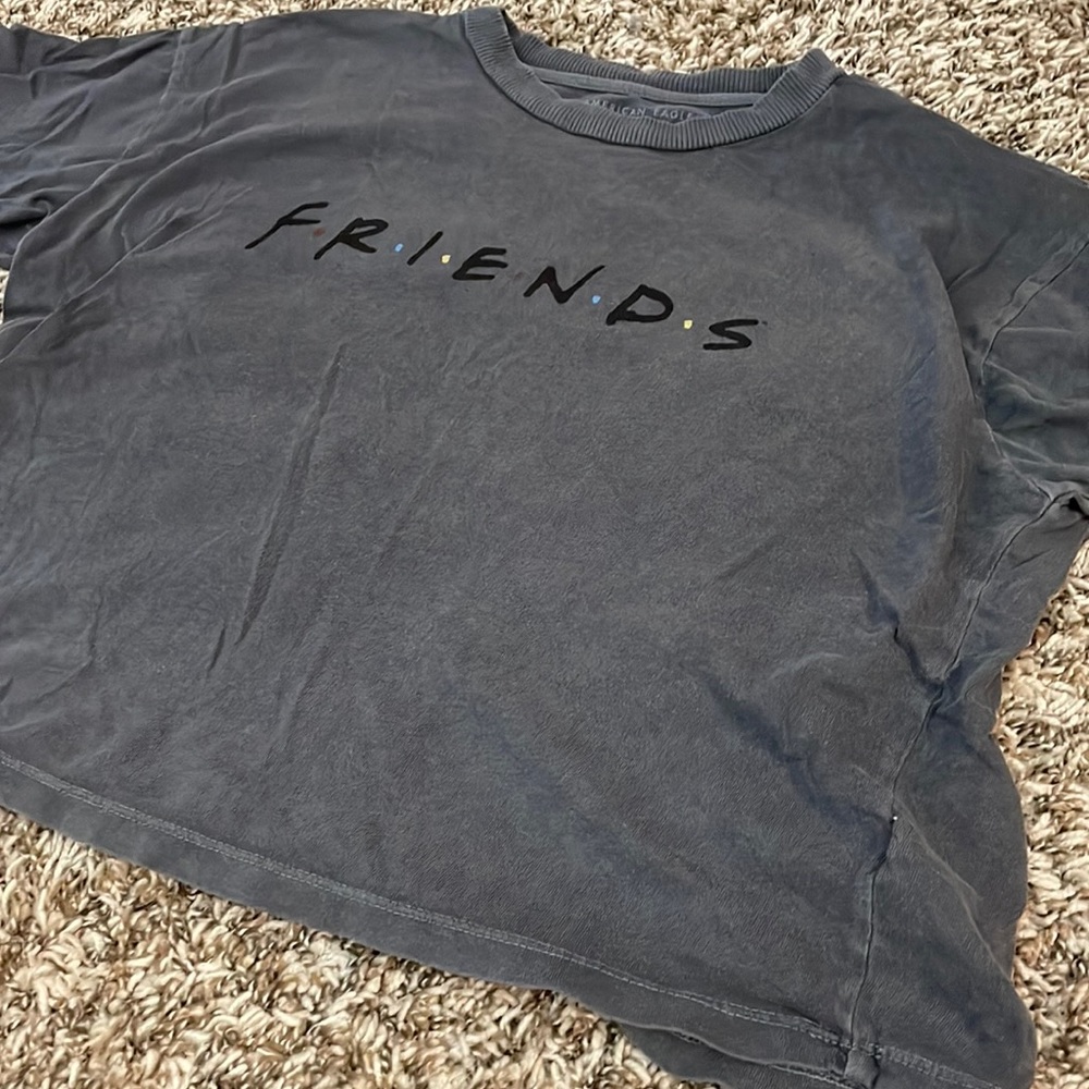 American Eagle F•R•I•E•N•D•S the tv-show shirt